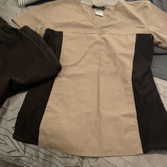 Scrubs size s and xs - Picture 4 of 4
